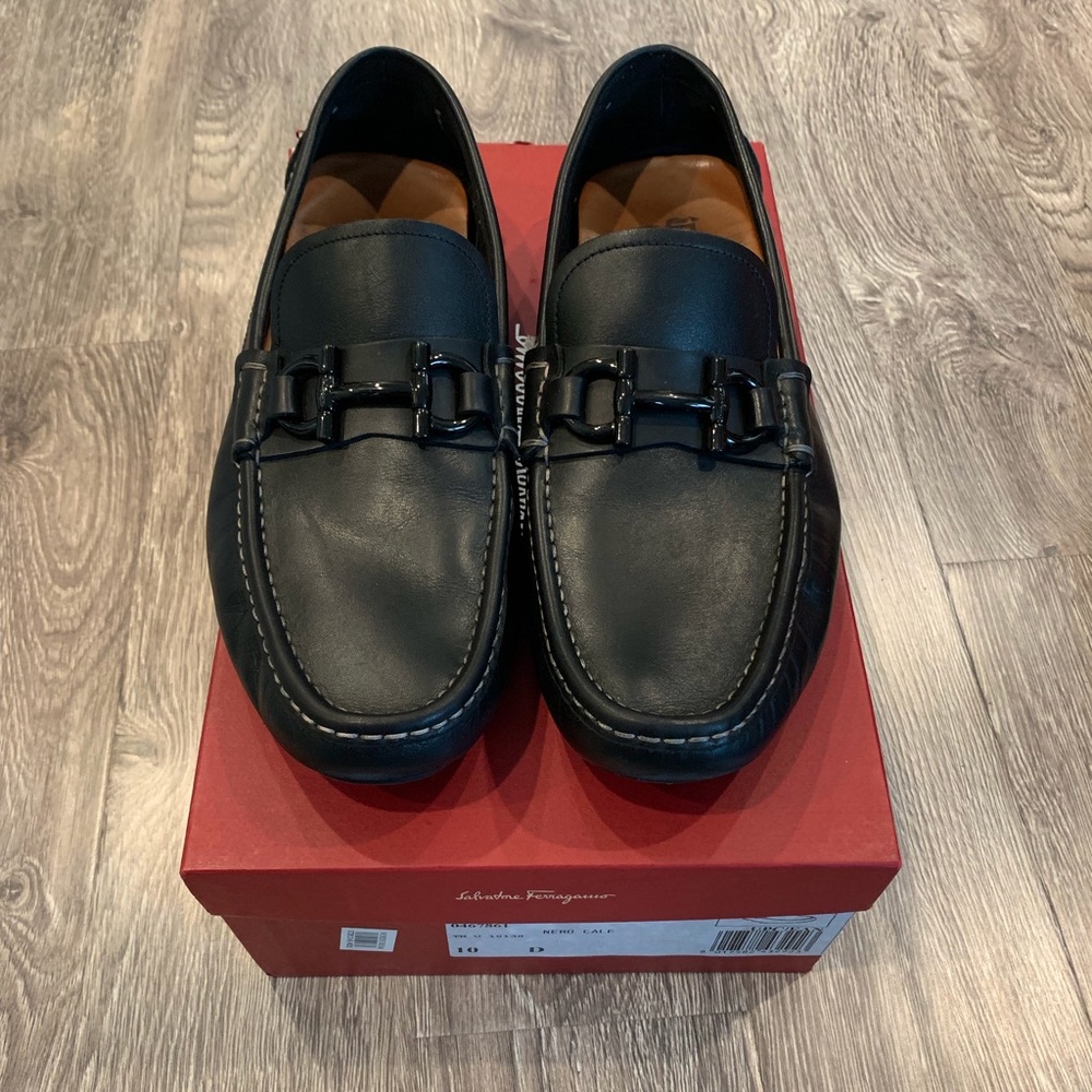 Salvatore Ferragamo Black Leather Driver shoes